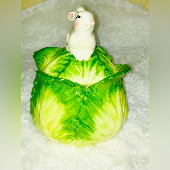 metlox Other - Rabbit Hopper Lane Cabbage Pottery